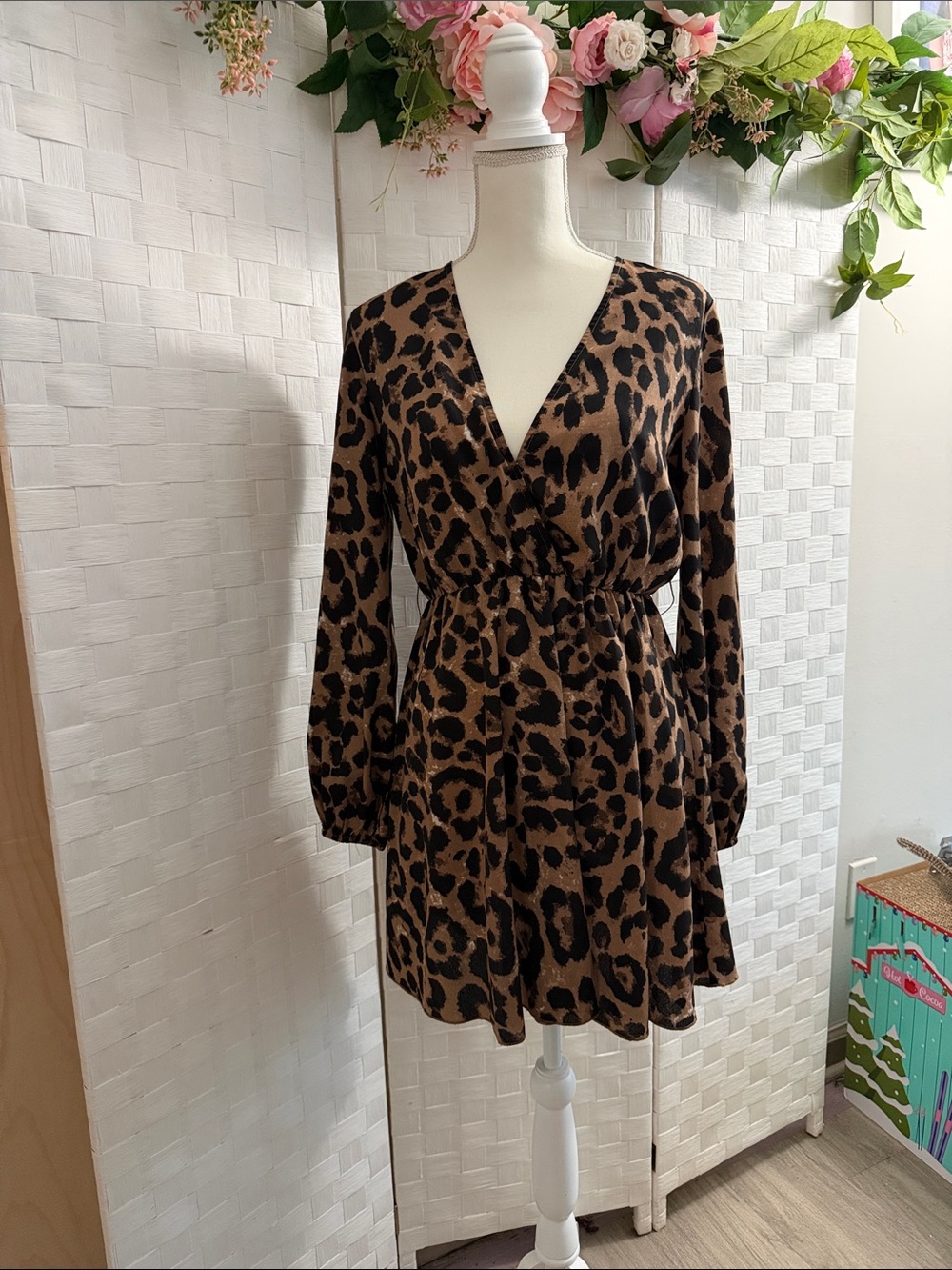 SHEIN Brown Leopard Print Mini Wrap Dress